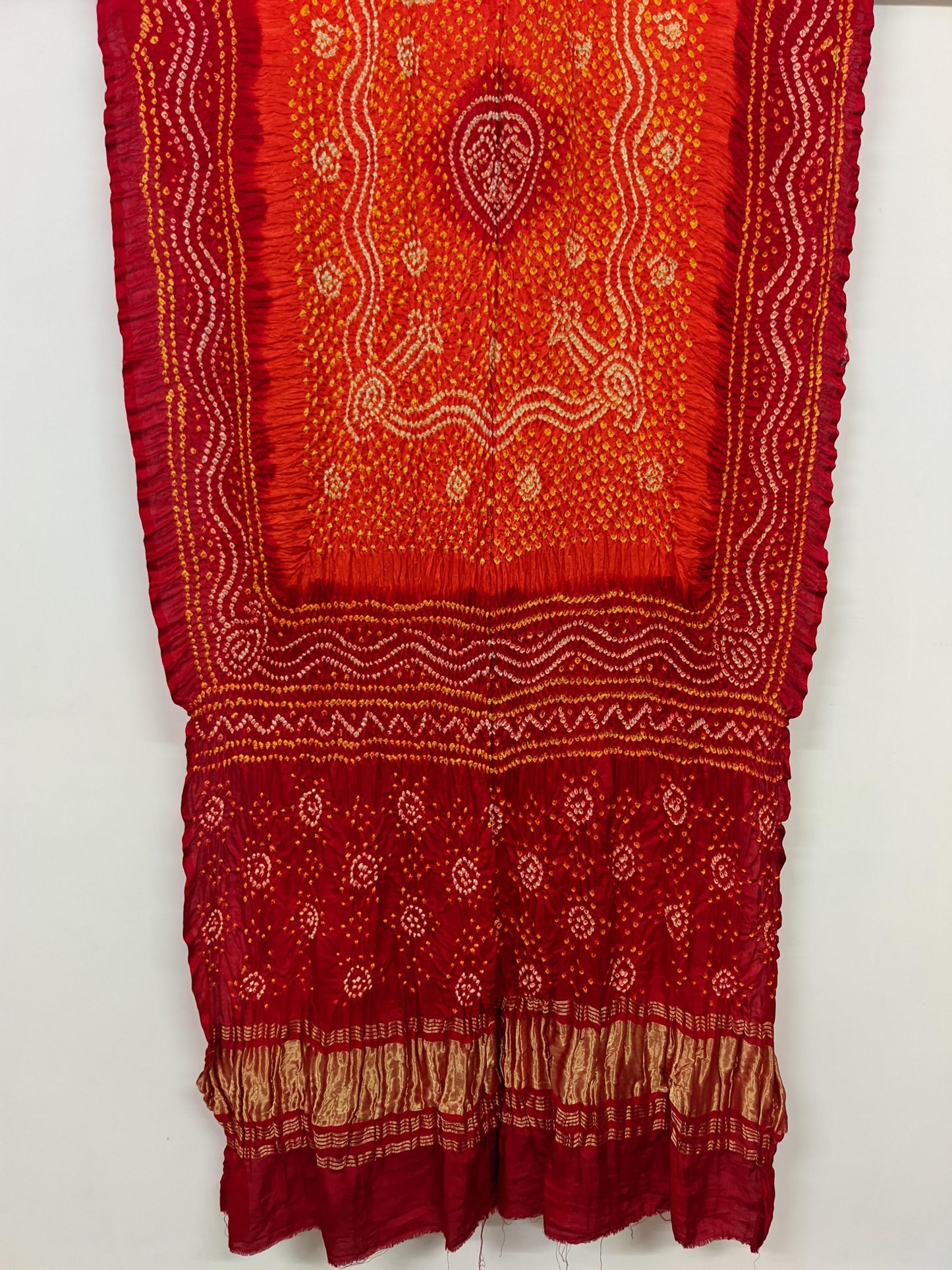 Pure gajji silk bandhani chandrakoni dupatta