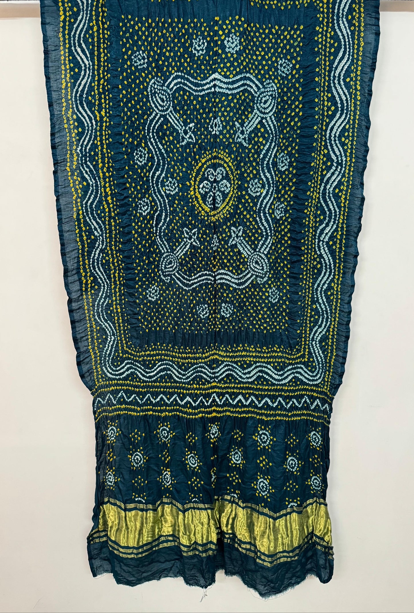 Pure gajji silk chandrakoni bandhani dupatta