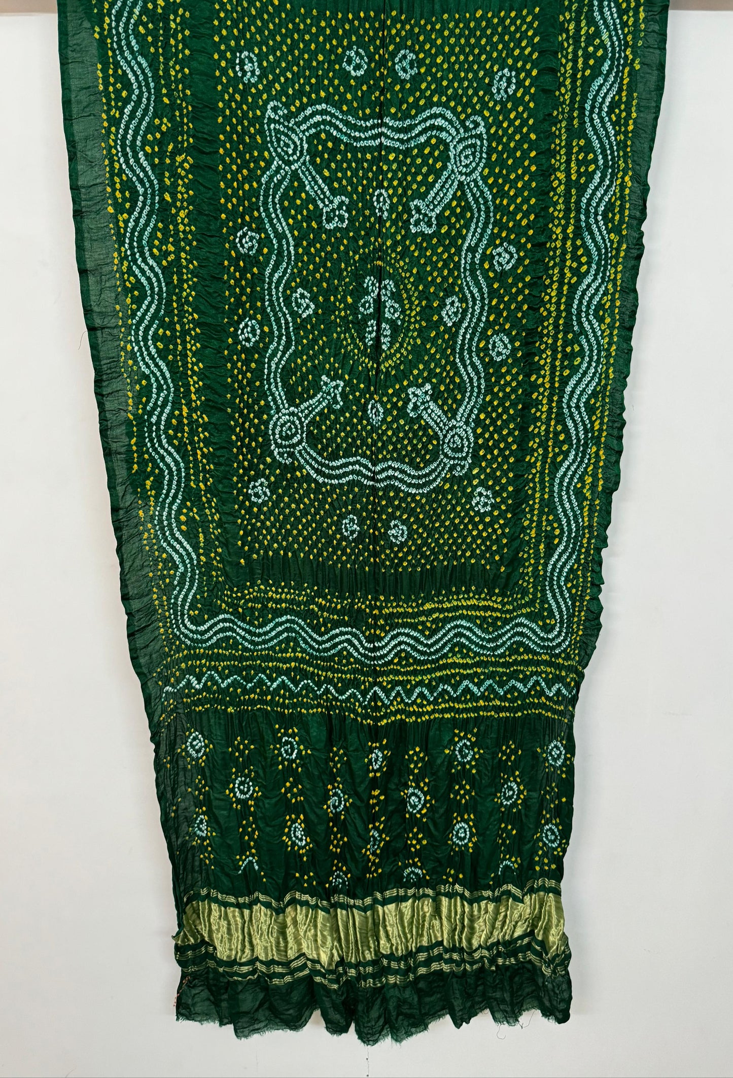 Pure gajji silk bandhani chandrakoni dupatta