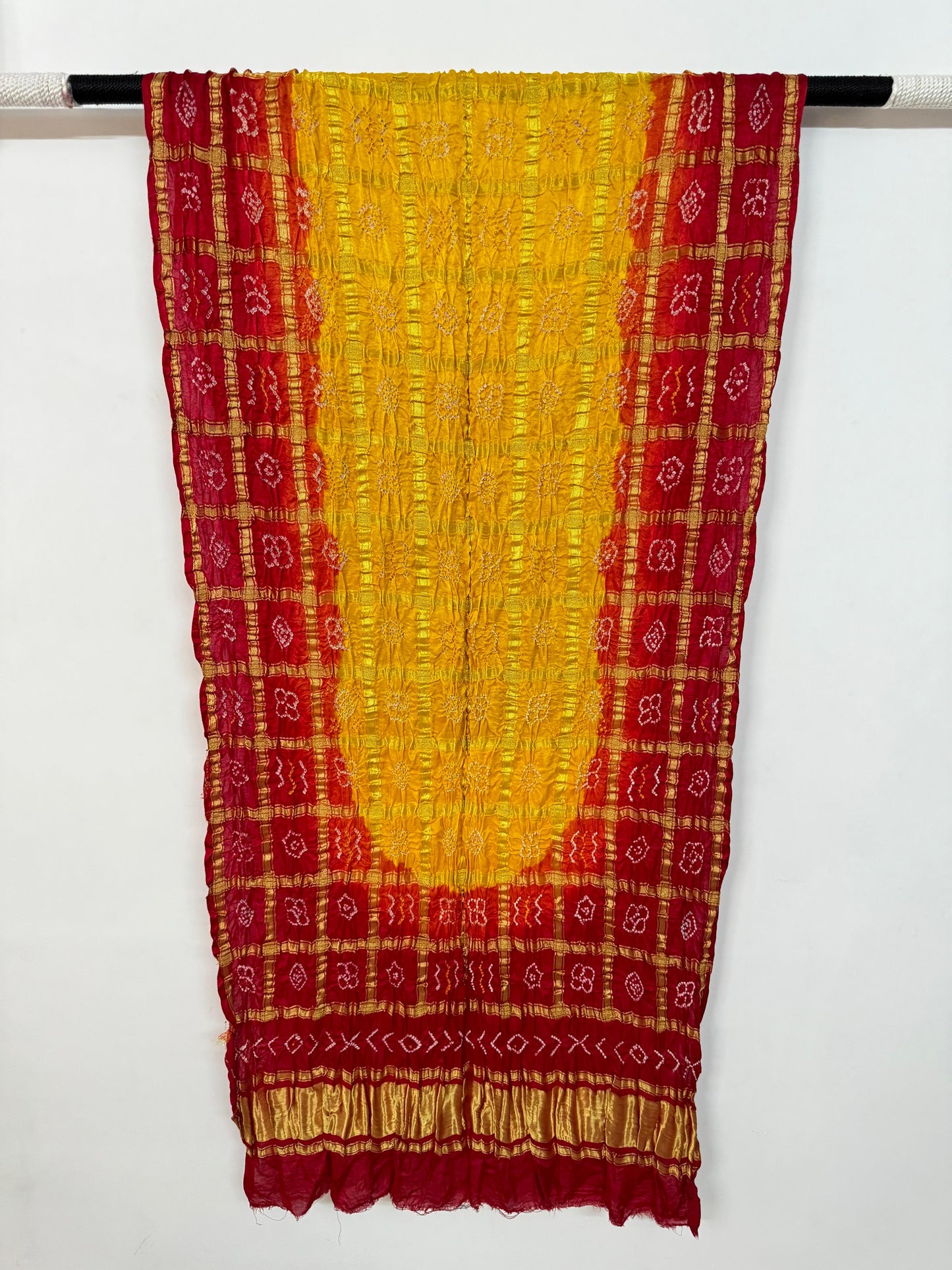 Pure gajji silk bandhani chandrakoni dupatta